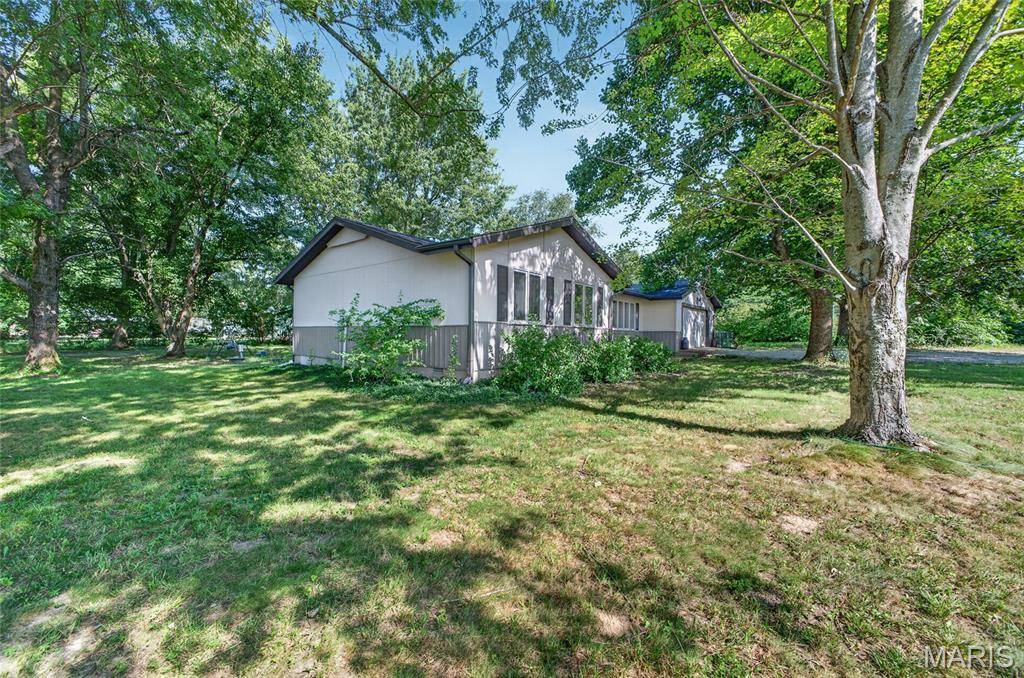 16998 Kneedler ST, Lebanon, MO 65536