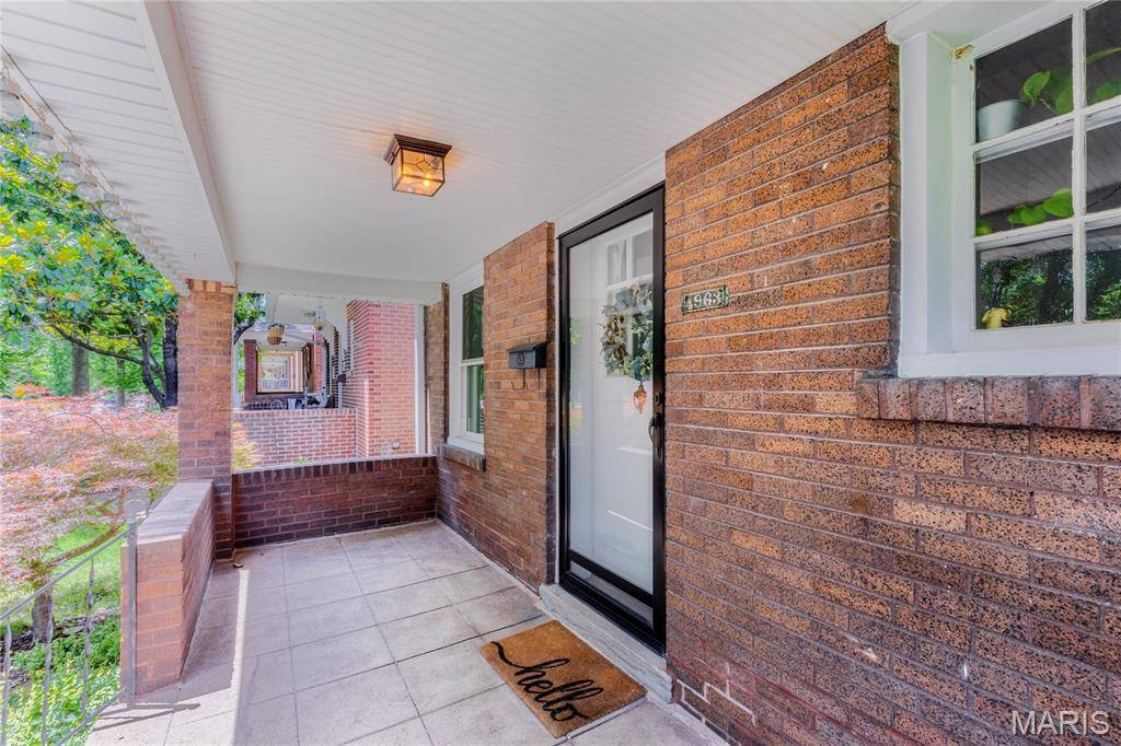 4963 Sutherland AVE, St Louis, MO 63109