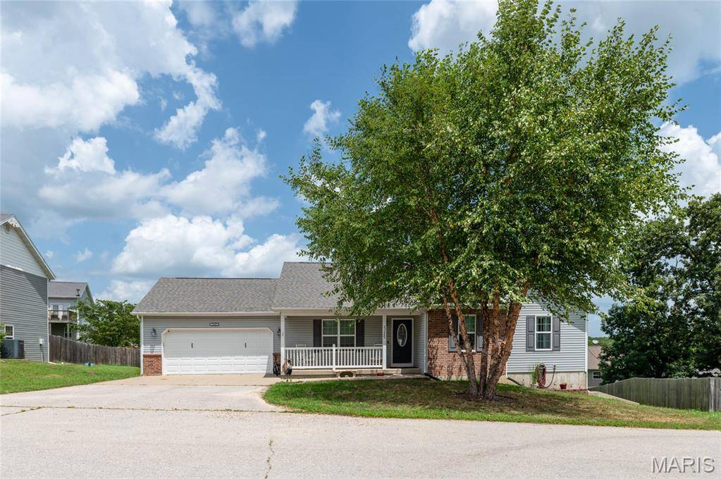23689 Restore RD, Waynesville, MO 65583
