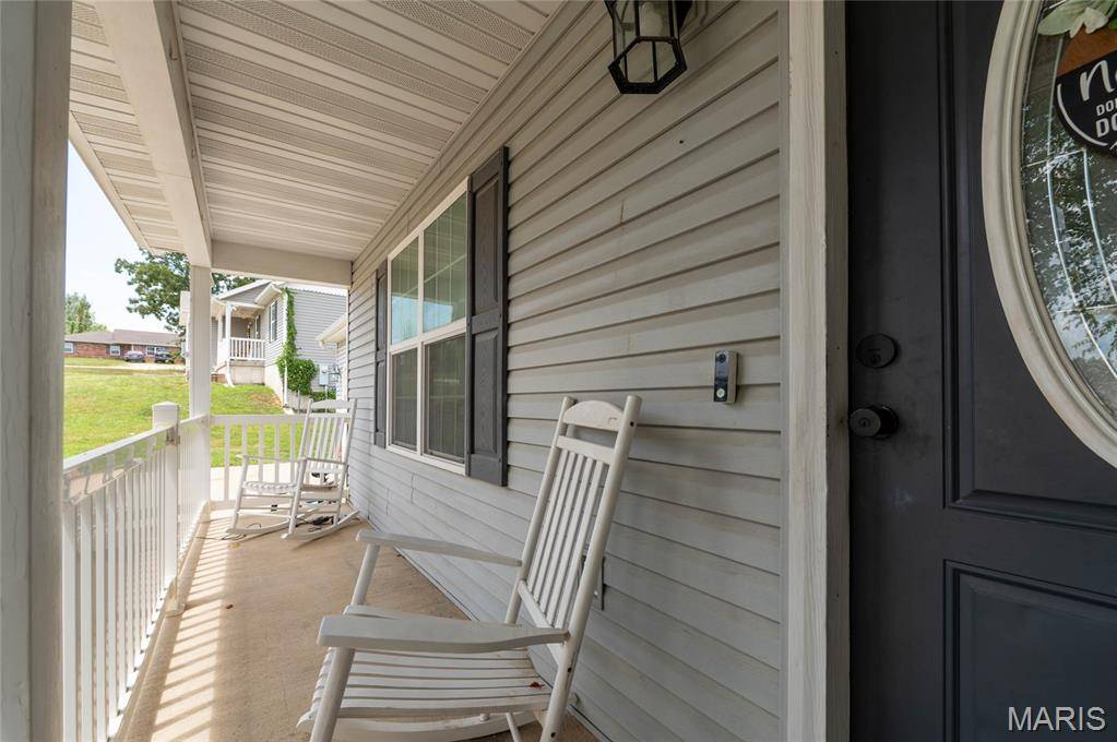 23689 Restore RD, Waynesville, MO 65583
