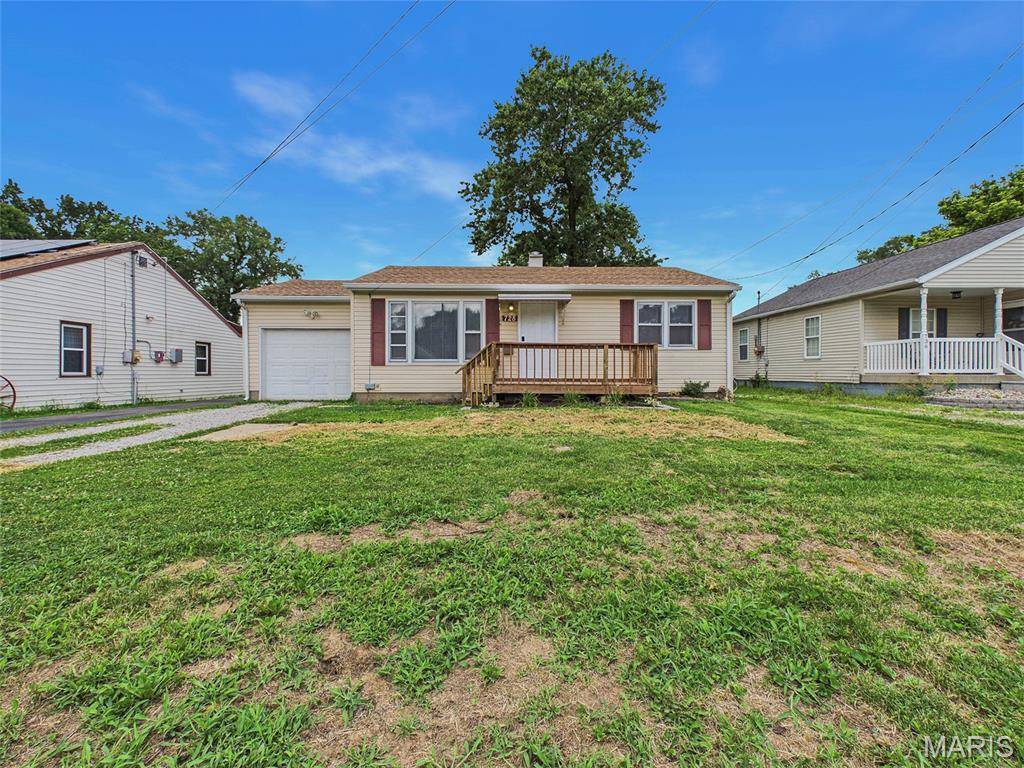 728 N Prairie ST, Bethalto, IL 62010