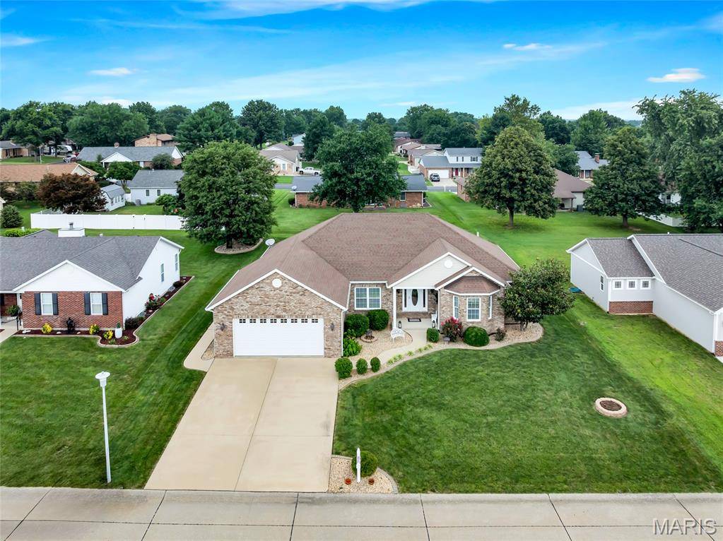 401 Briarcliff DR, Waterloo, IL 62298