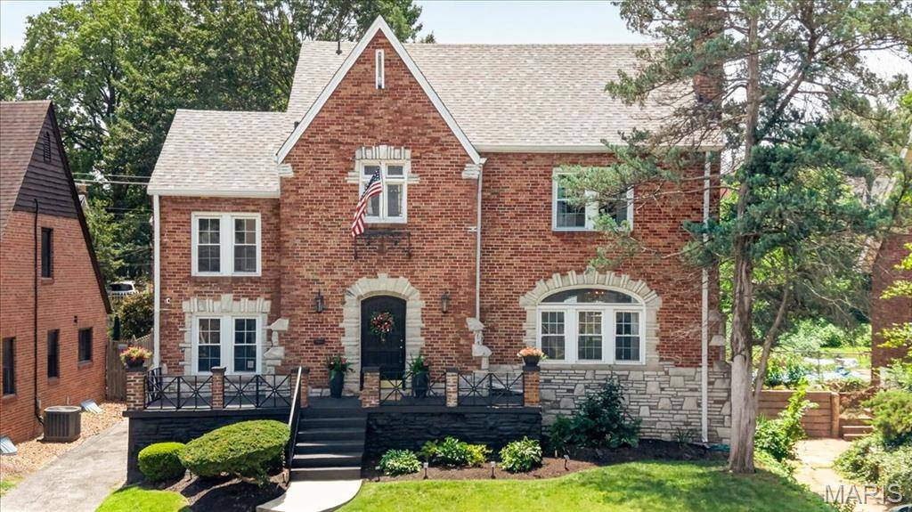 7344 Chamberlain AVE, University City, MO 63130