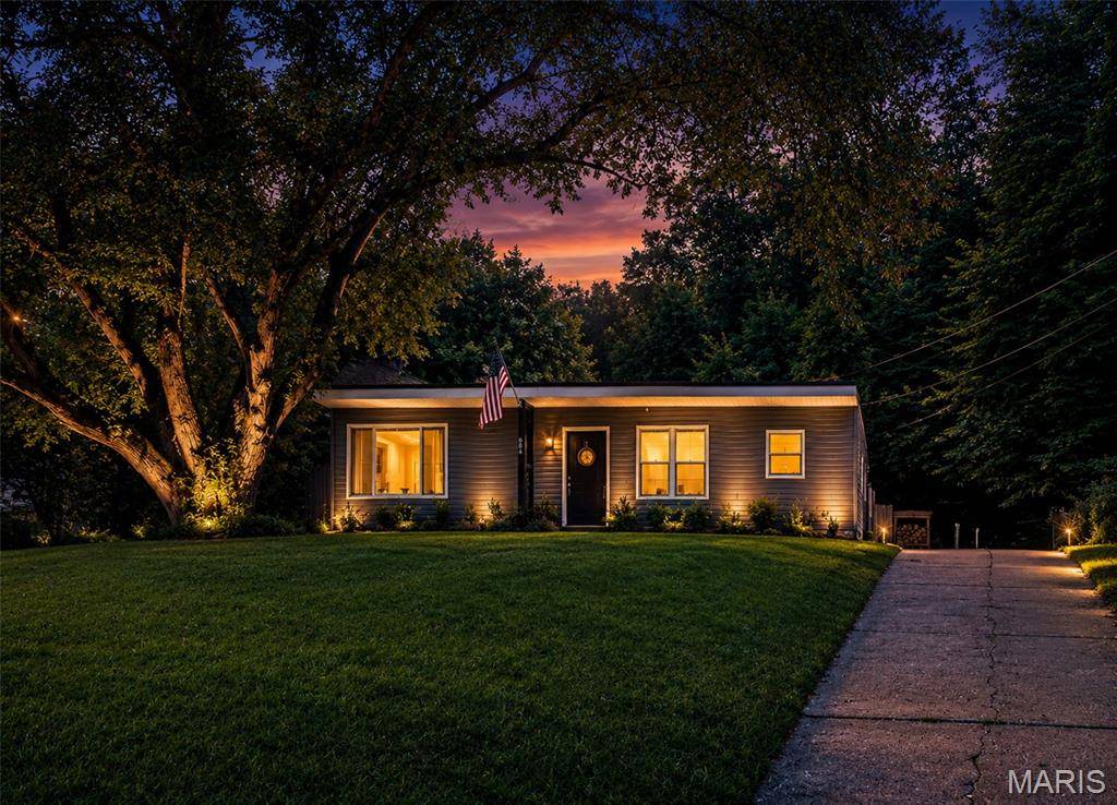304 Walnut DR, Collinsville, IL 62234