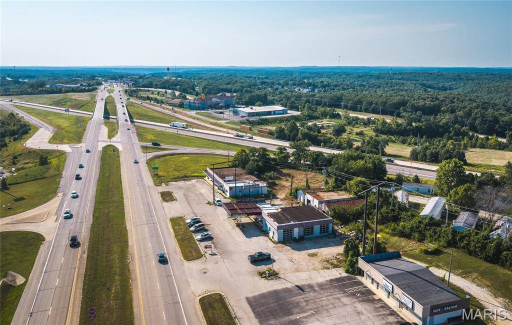678 Old Route 66, St Robert, MO 65584