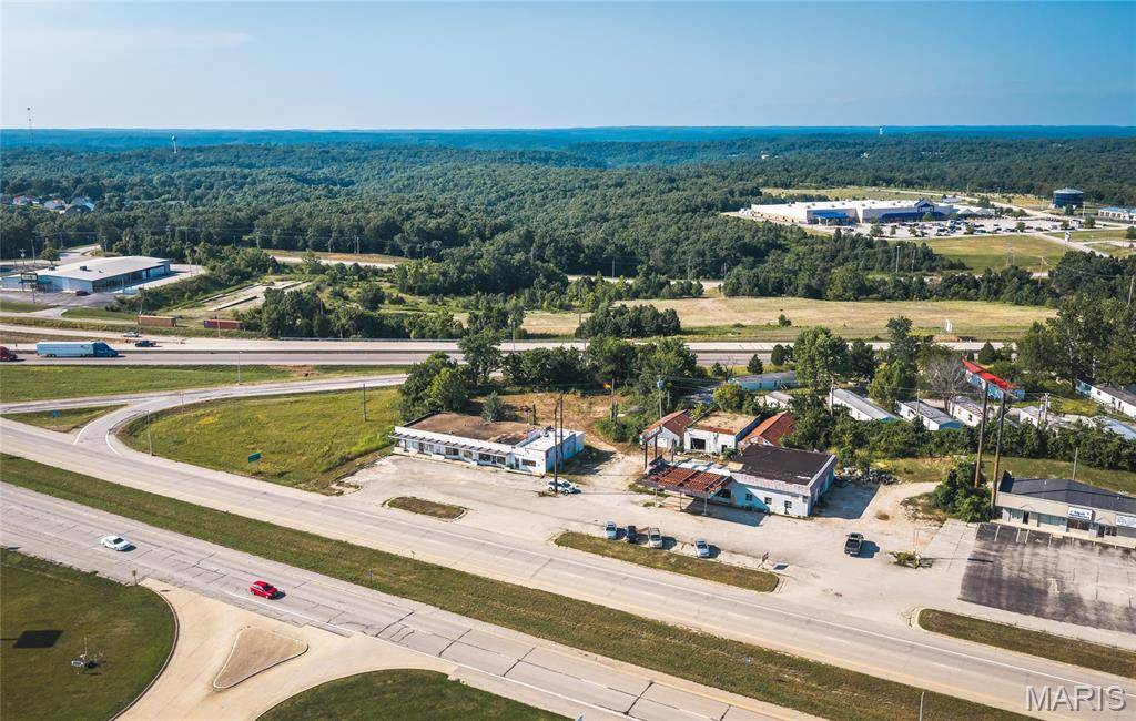 678 Old Route 66, St Robert, MO 65584