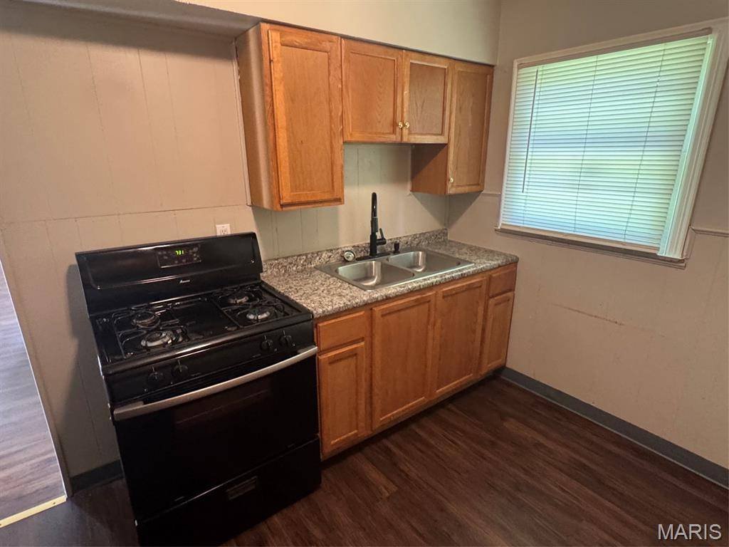 149 Becker DR, Hazelwood, MO 63135