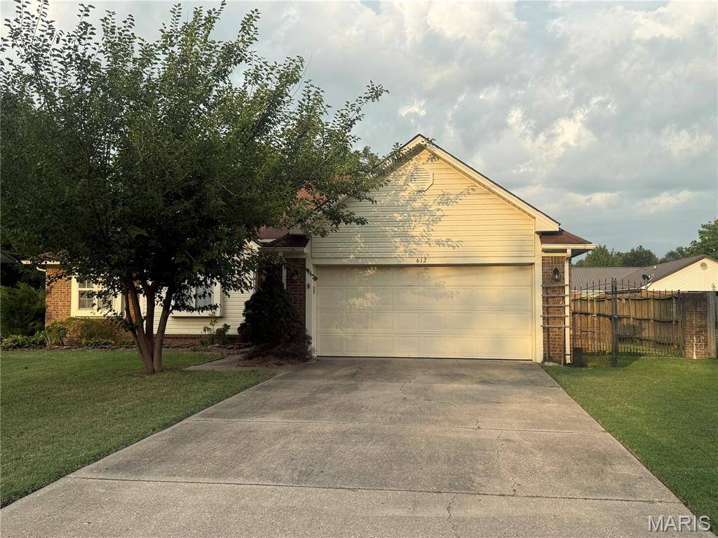 612 S Walnut ST, Kennett, MO 63857