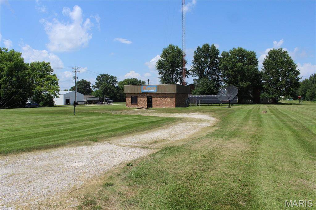 205 E Norman ST, Montgomery City, MO 63361