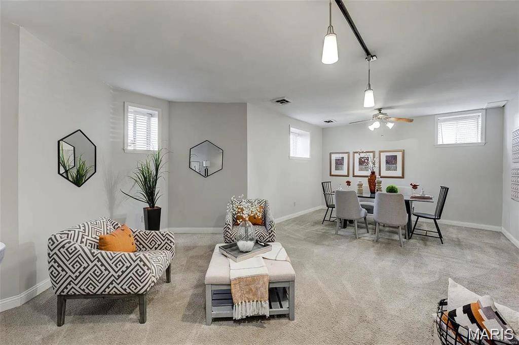 4256 Maryland AVE #LLE, St Louis, MO 63108