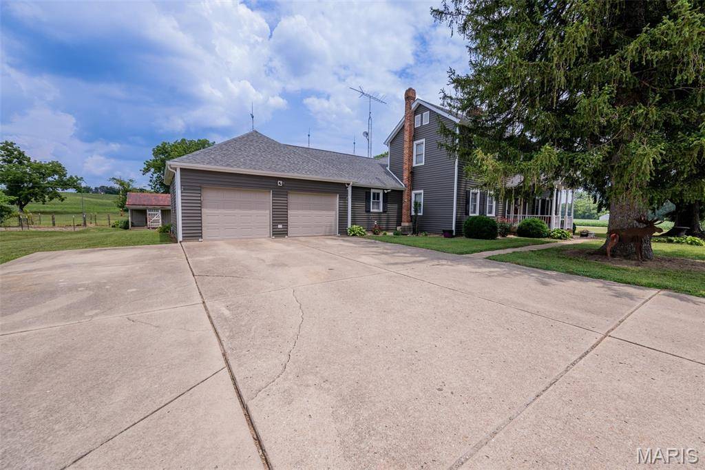31953 Case RD, Hermann, MO 65041