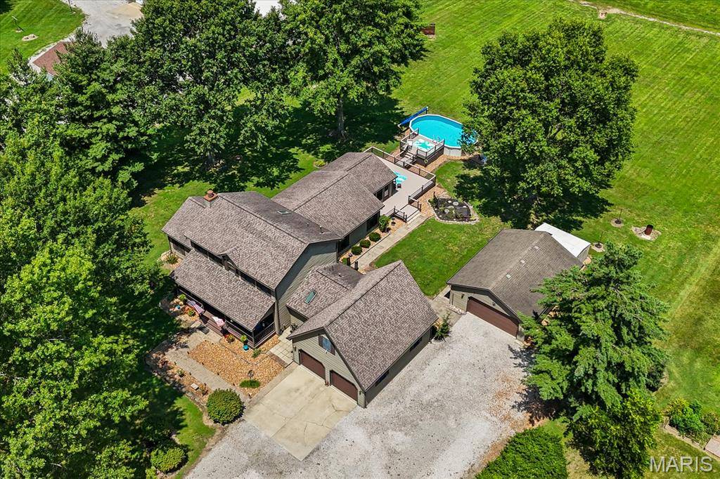1431 Old State Route 13, New Athens, IL 62264