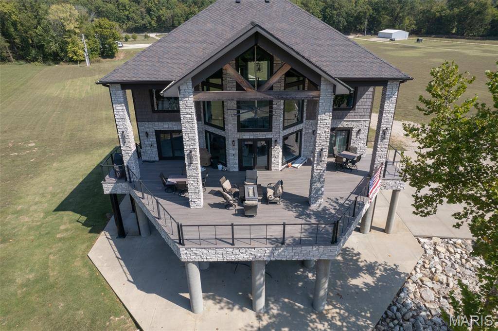 2262 Brown RD, Van Buren, MO 63965