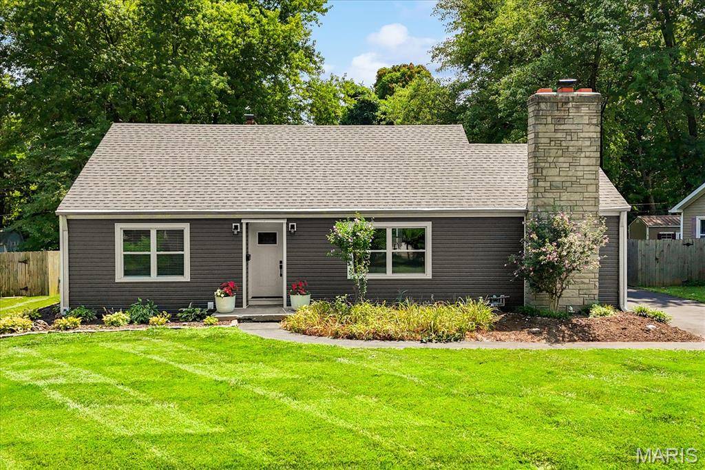 45 Southern DR, Belleville, IL 62223