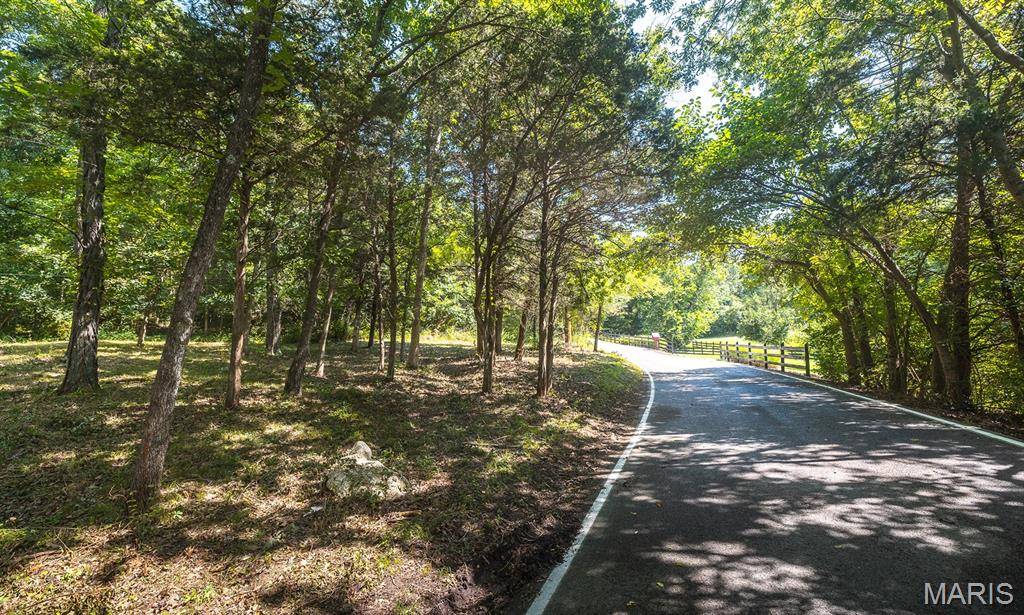 3107 Bouquet RD, Glencoe, MO 63038