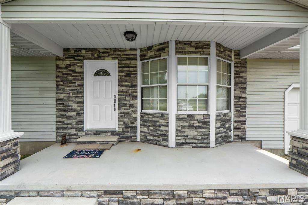 8 Elizabeth RD, Sikeston, MO 63801