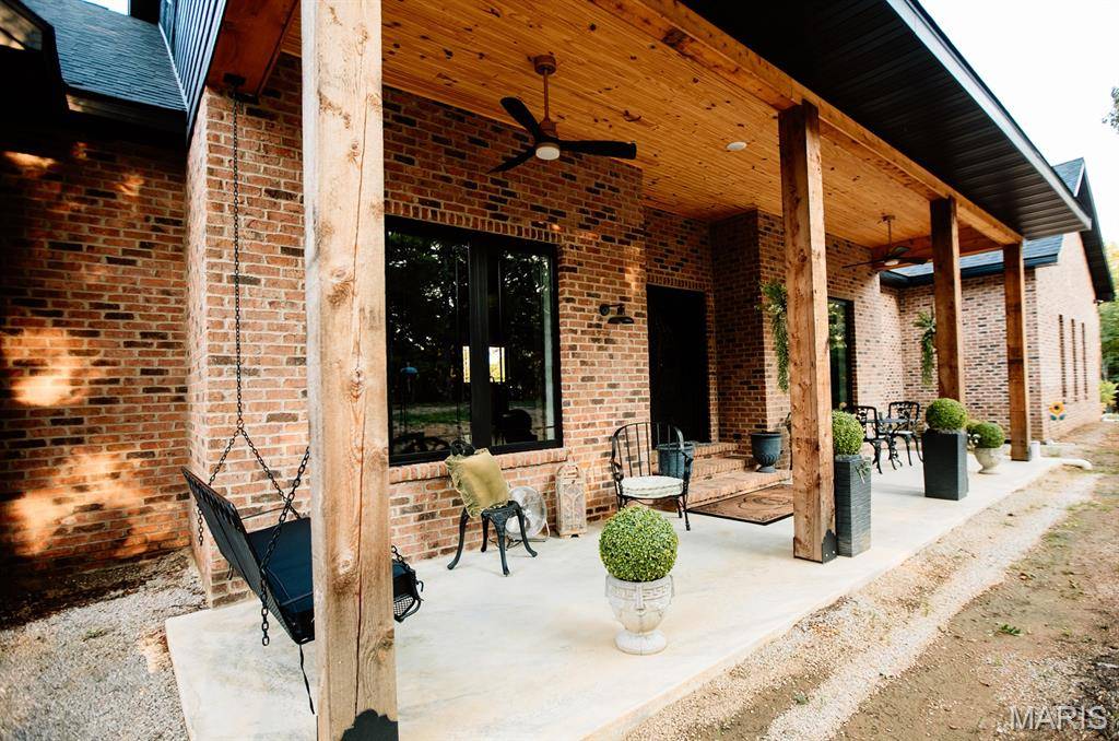 807 Barron RD, Poplar Bluff, MO 63901