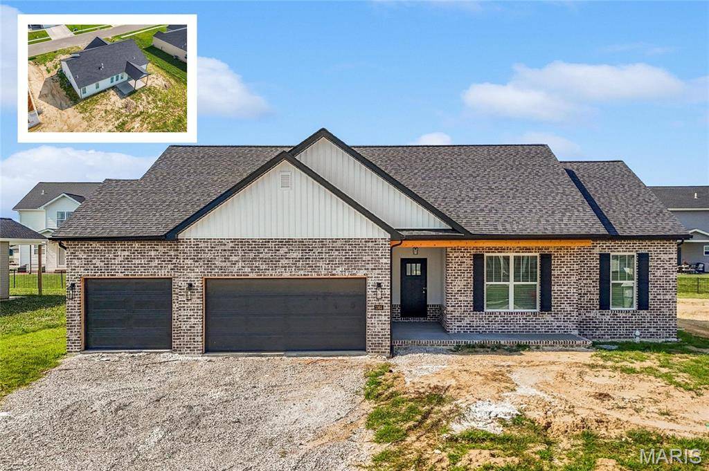 1365 Dove Hollow CT, O'fallon, IL 62269