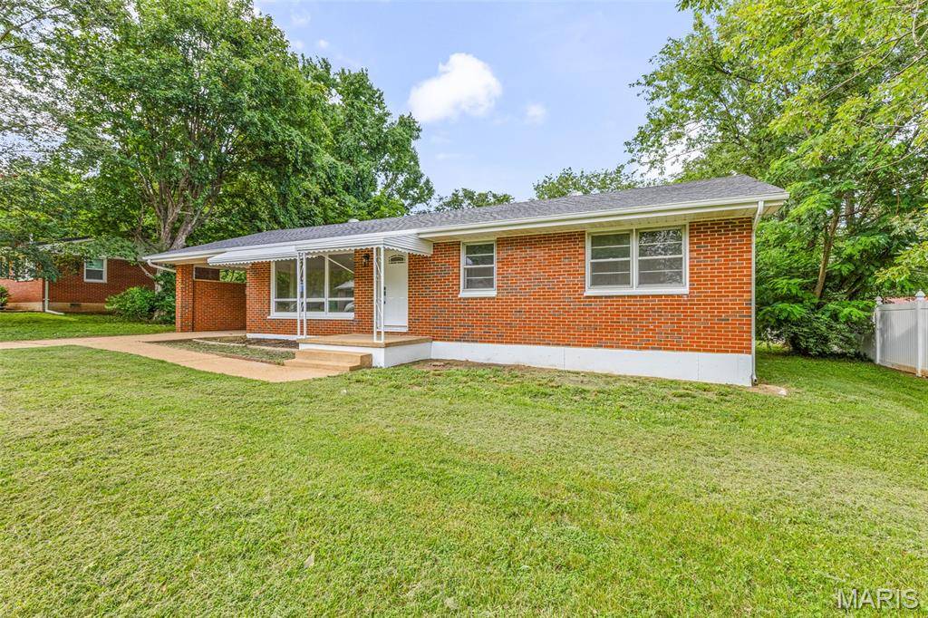 207 Carter ST, Farmington, MO 63640