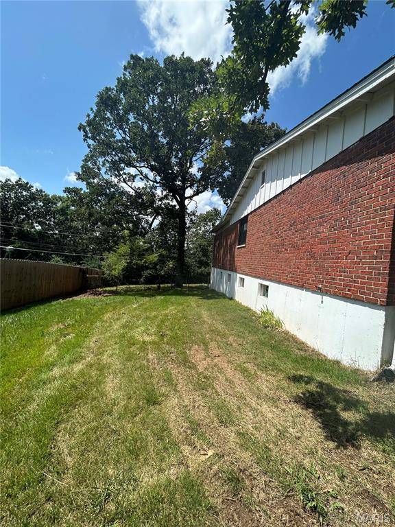 1507 Saint Francois RD, Bonne Terre, MO 63628