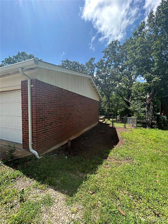 1507 Saint Francois RD, Bonne Terre, MO 63628