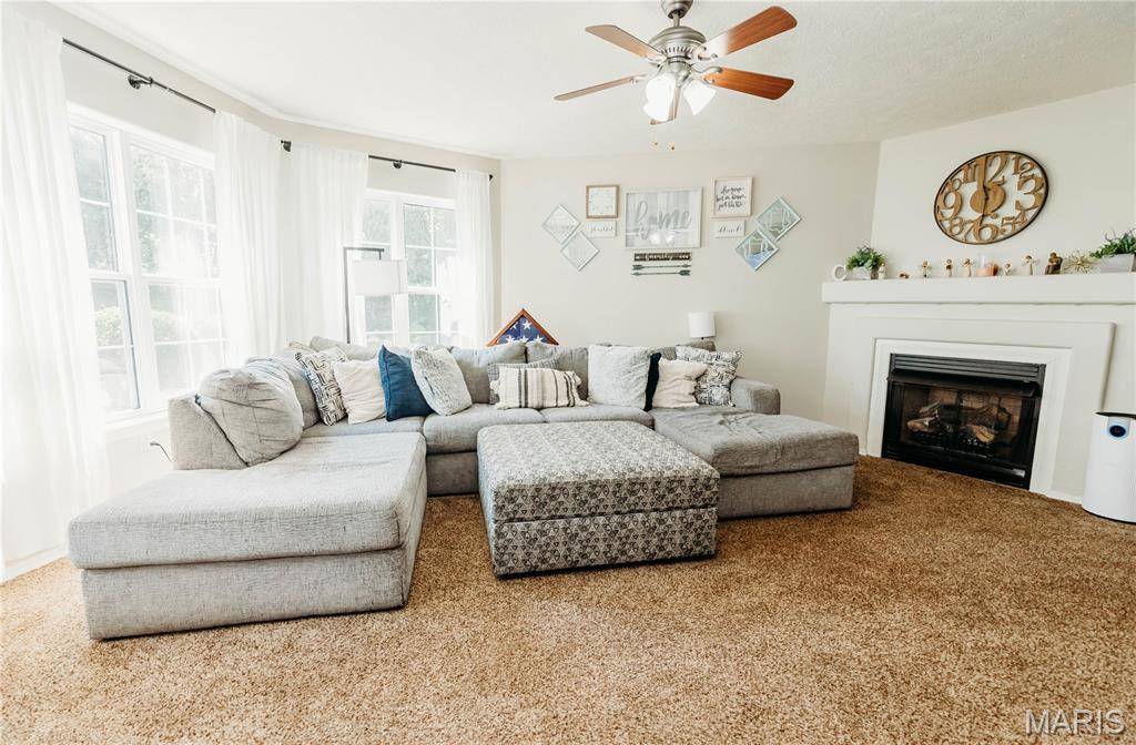 18943 Highway Y, Dixon, MO 65459