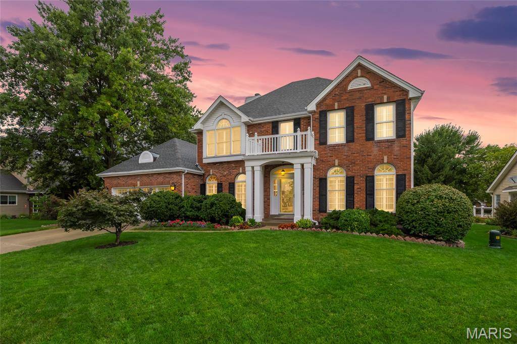 2700 Sunny Meadows DR, St Charles, MO 63303