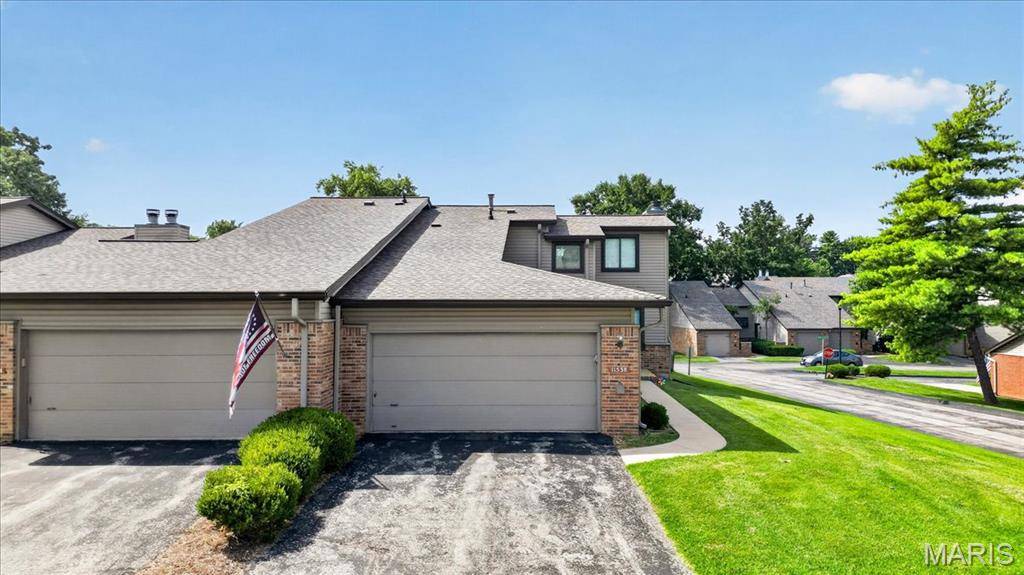 11538 Sandy View DR, St Louis, MO 63146