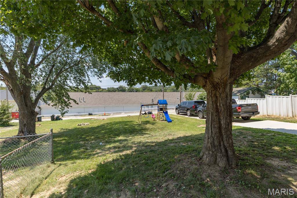 1007 Lindsay AVE, Crystal City, MO 63019