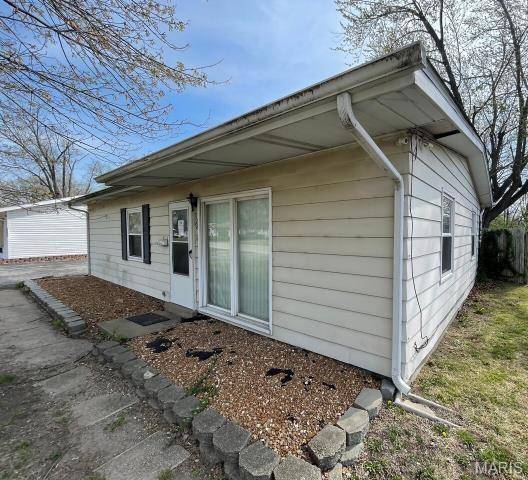 128 Saint Thomas LN, Cahokia, IL 62206