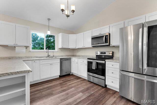 24990 Savannah PL, Warrenton, MO 63383