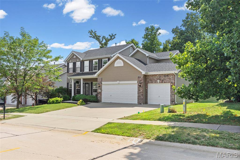 921 Molloy DR, O'fallon, MO 63366