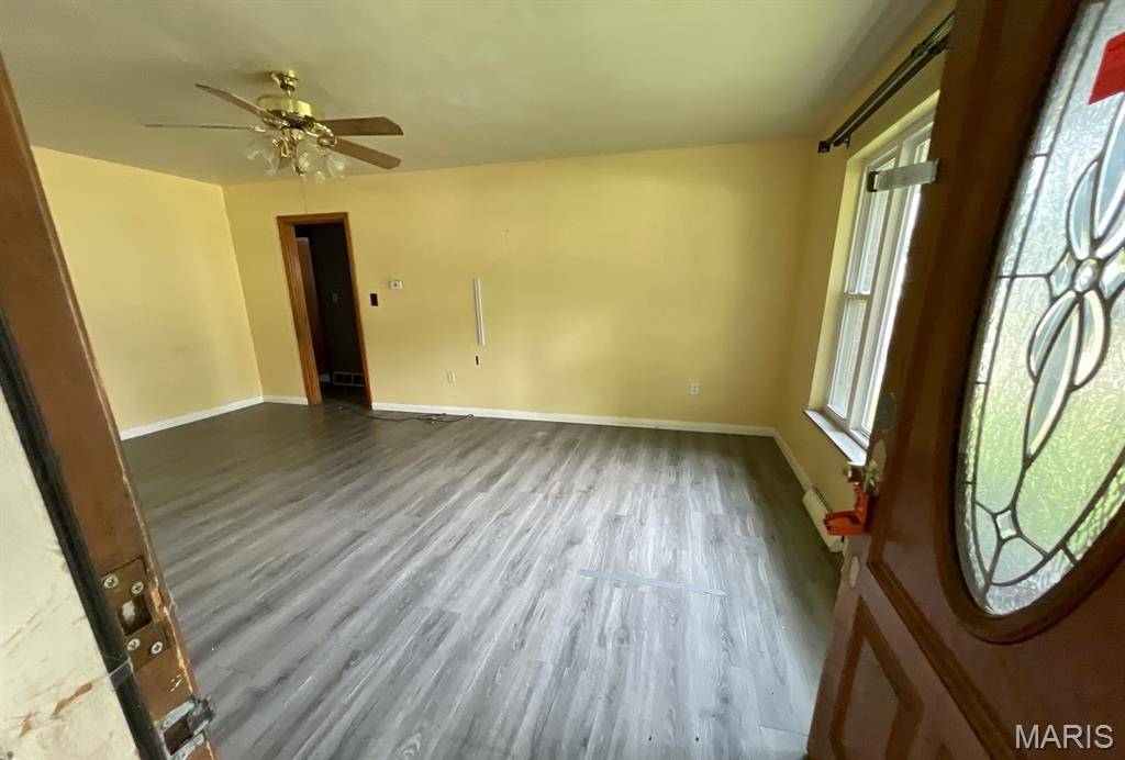 303 W Hickory ST, Jerseyville, IL 62052