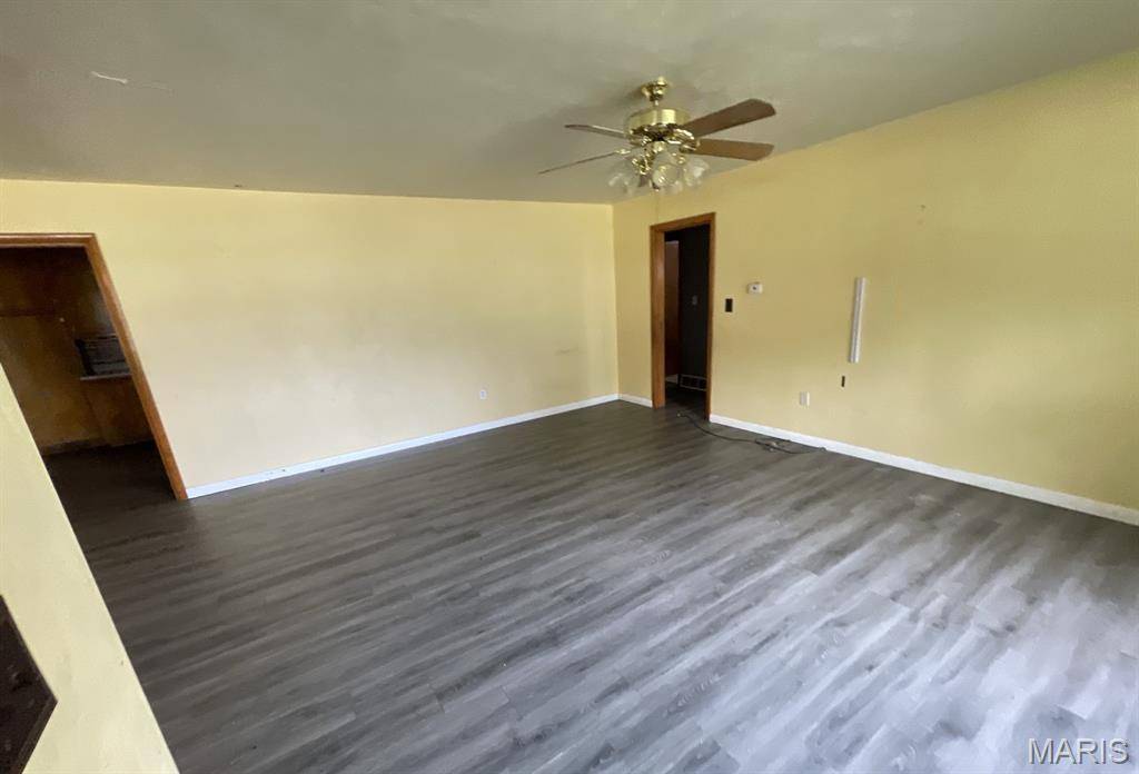 303 W Hickory ST, Jerseyville, IL 62052