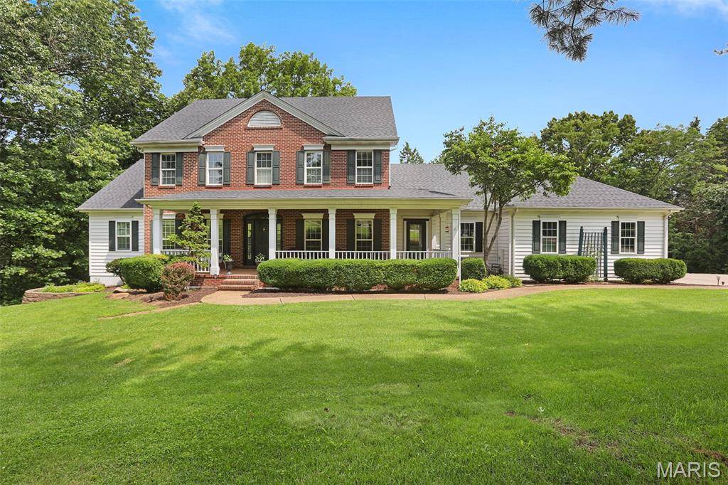 4305 Green Briar CT, Washington, MO 63090