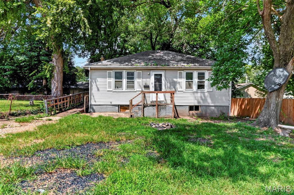 6121 Jefferson AVE, St Louis, MO 63134