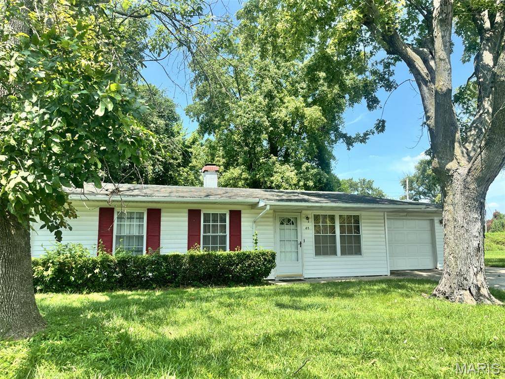 45 Delano DR, Cahokia, IL 62206