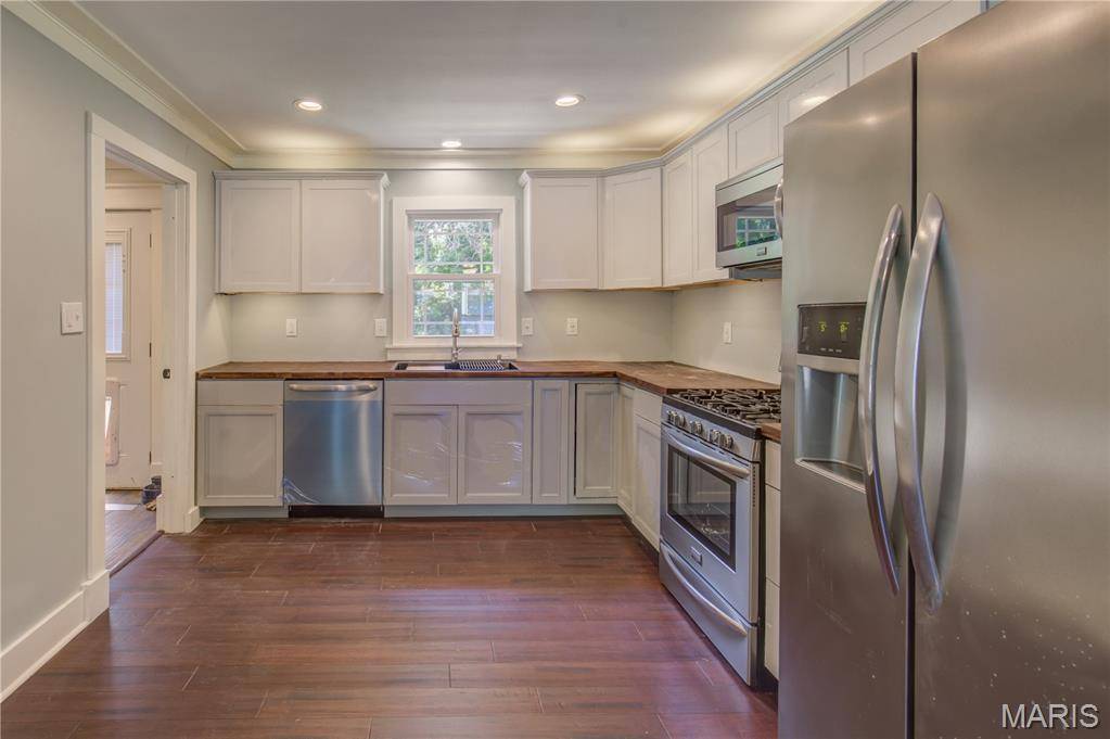 121 Marion AVE, Sikeston, MO 63801