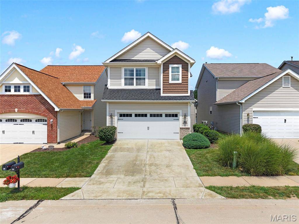 1703 Coupru CT, St Peters, MO 63376