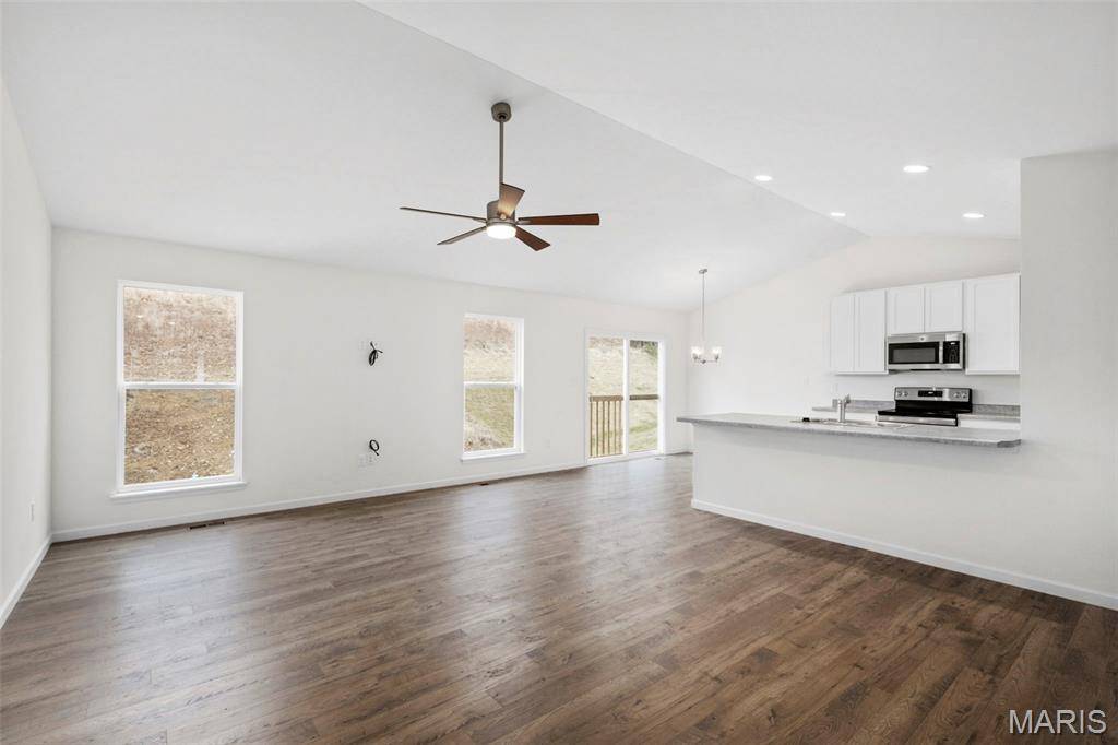 6722 Raymond AVE, Pagedale, MO 63133