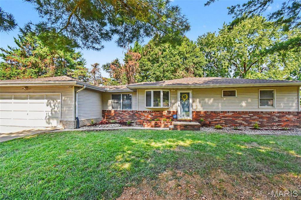 968 Wanda DR, Granite City, IL 62040