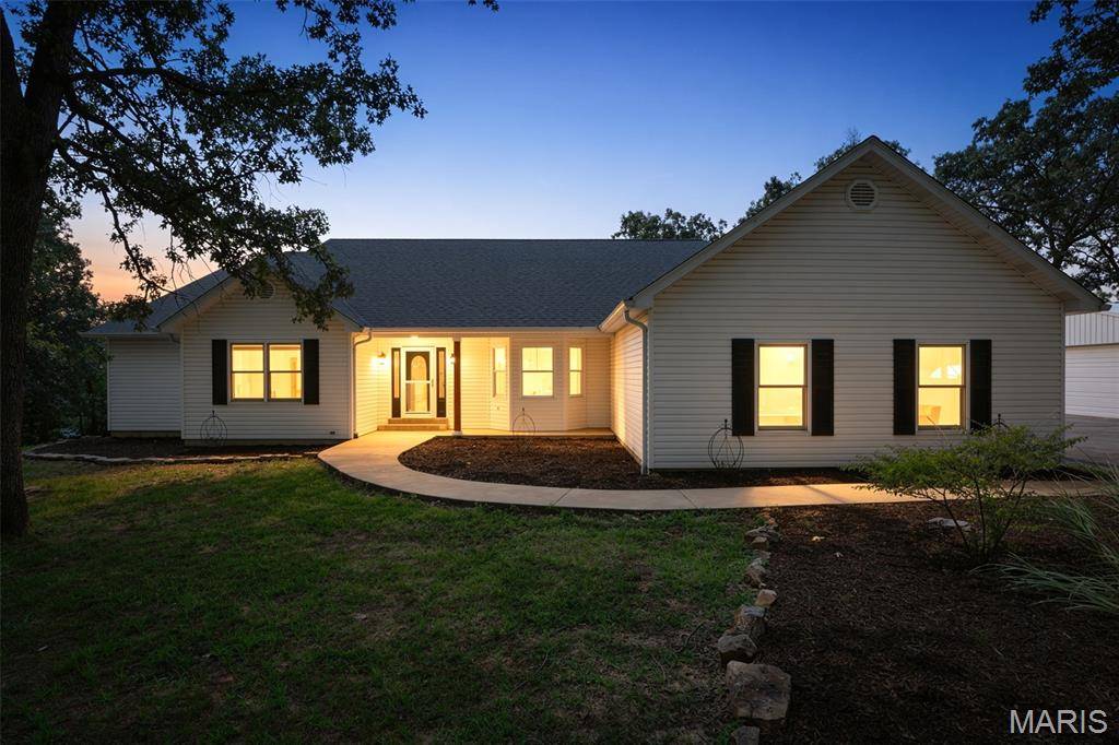 13 Southwoods DR, Festus, MO 63028