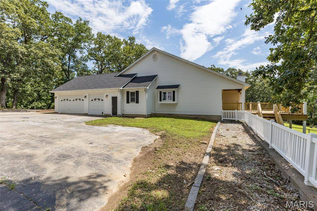 13 Southwoods DR, Festus, MO 63028