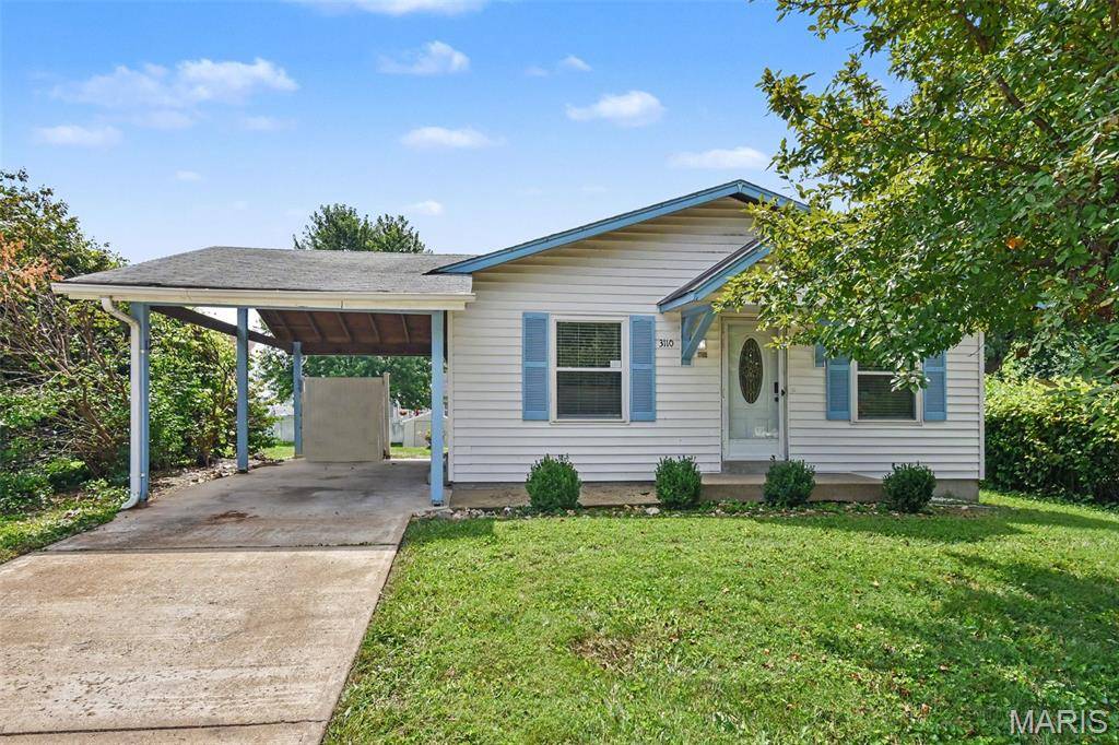 3110 Sabrina LN, Florissant, MO 63031