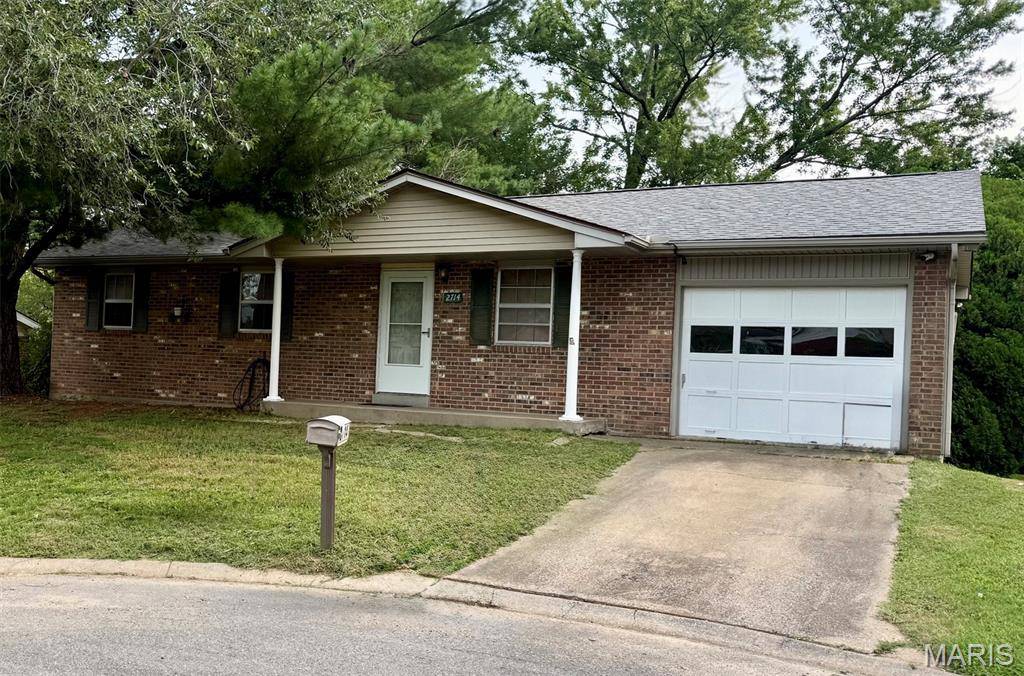 2714 Luce ST, Cape Girardeau, MO 63701