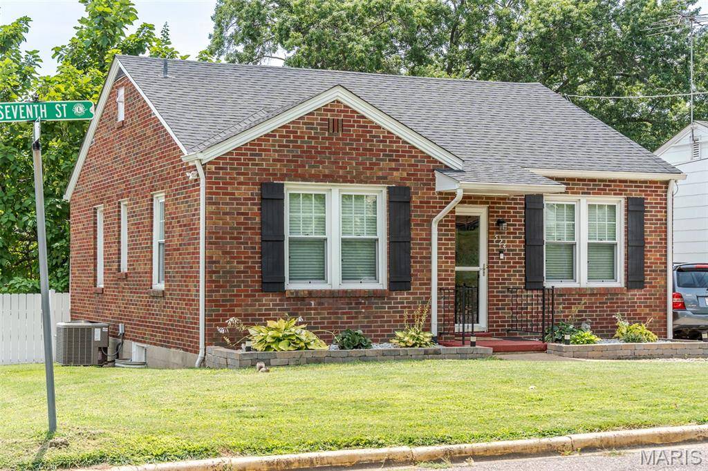 524 E 7th ST, Washington, MO 63090