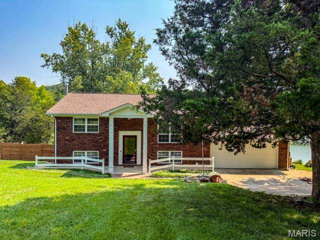 3660 W Lakeview DR, House Springs, MO 63051