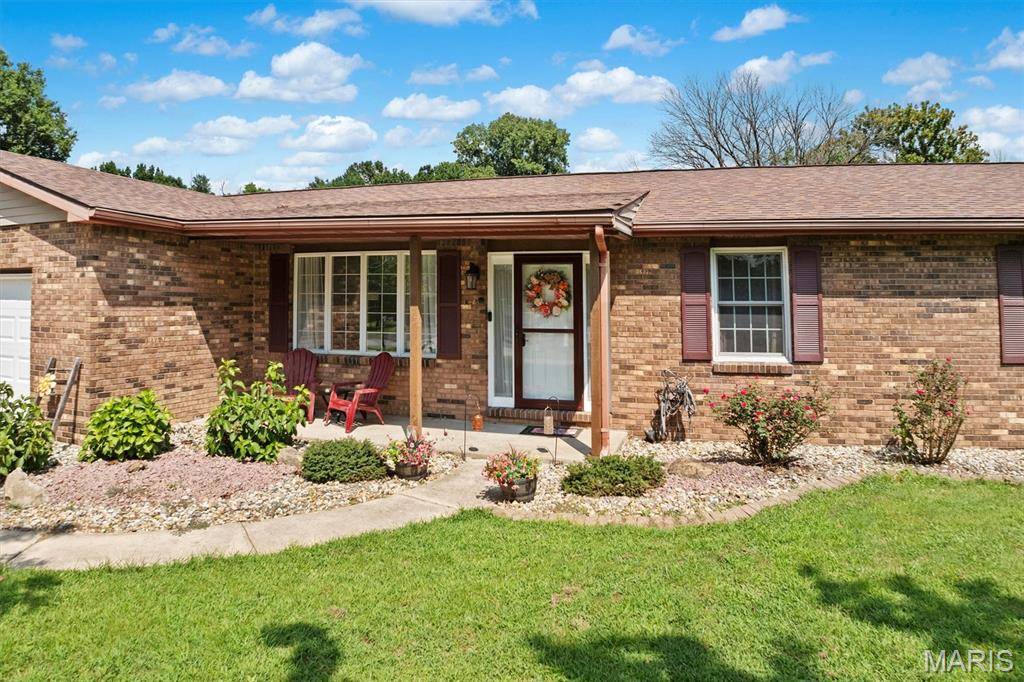 6409 Alpha DR, Alton, IL 62002