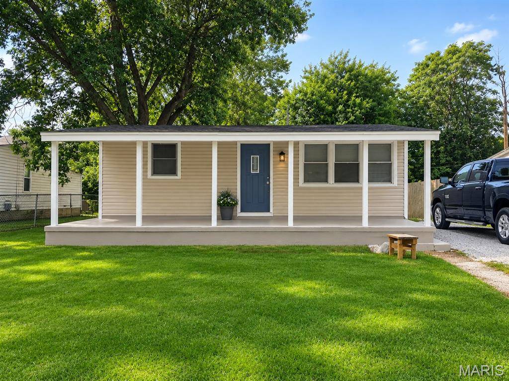 2149 Miracle AVE, Granite City, IL 62040