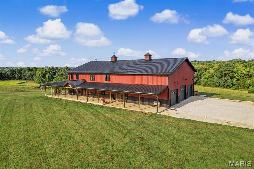 10 Henebry Hills LN, Troy, MO 63379